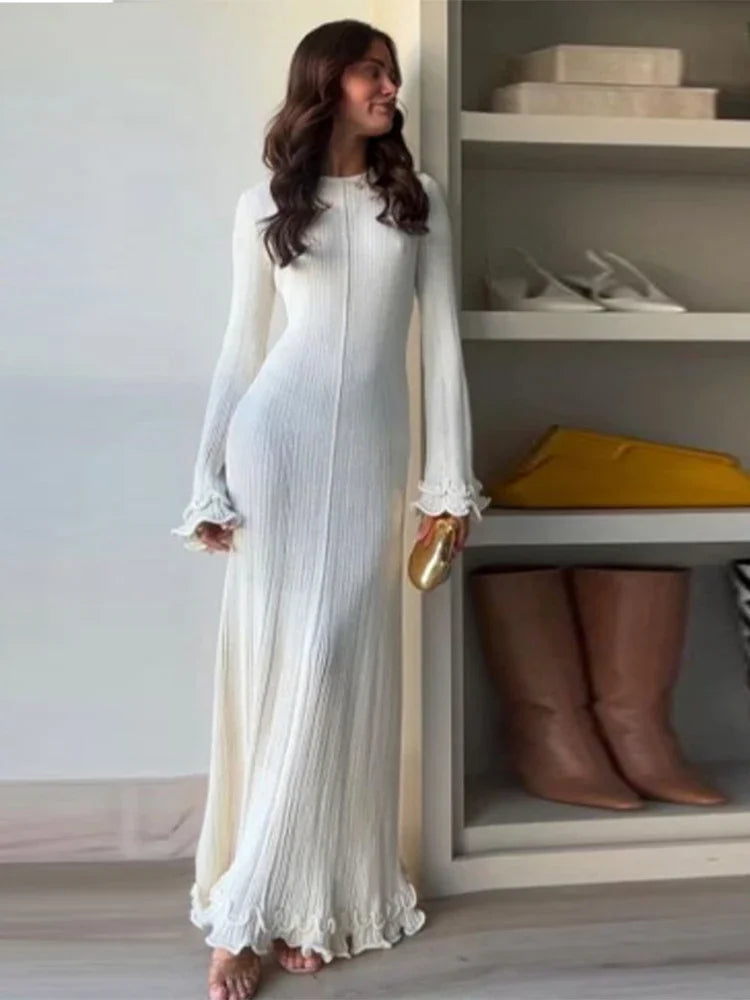 Zora - Knitted maxi dresses with ruffles