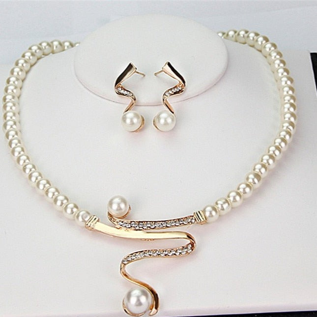 VEXINA | PEARL ACCENT JEWELRY SET