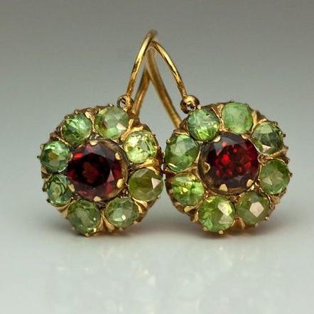YSABELLE | VINTAGE-INSPIRED GEMSTONE EARRINGS