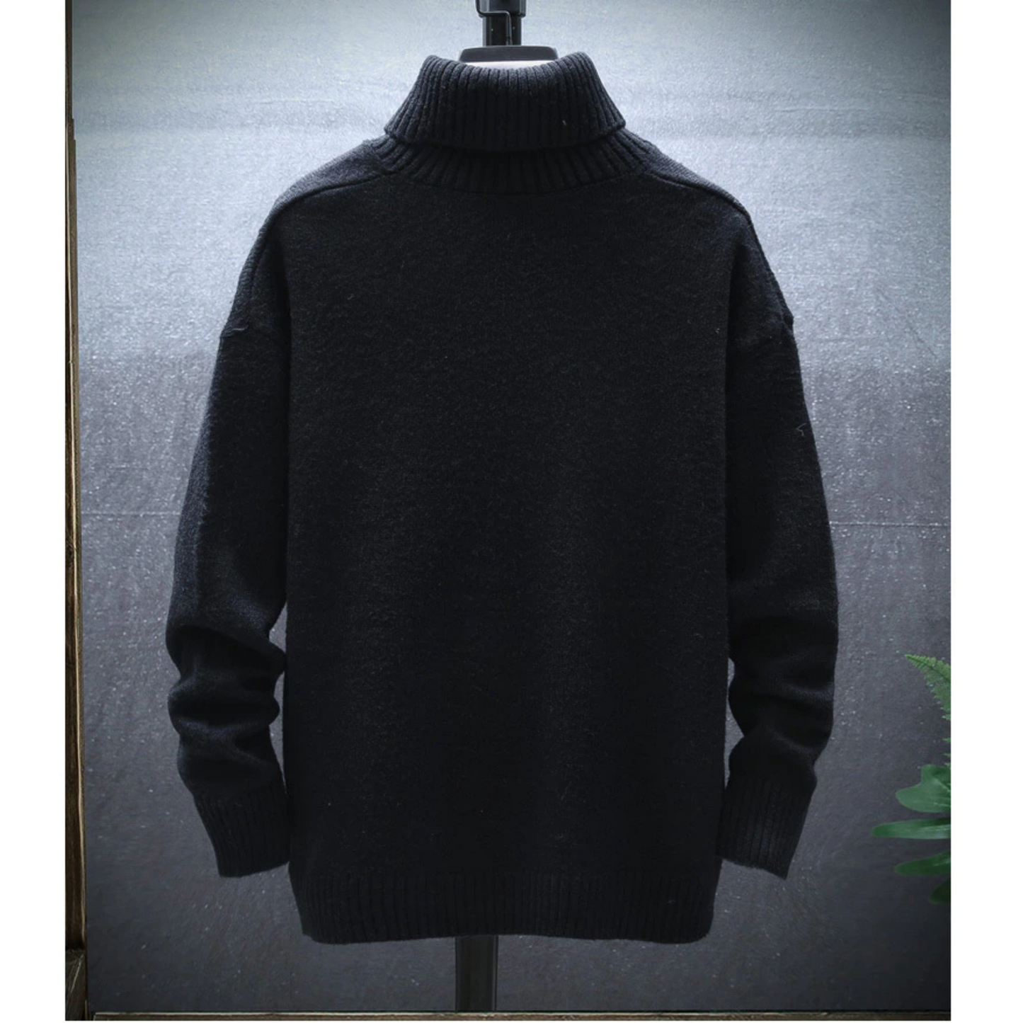 Lucas Classic Line - Chunky Turtleneck for a Modern Man