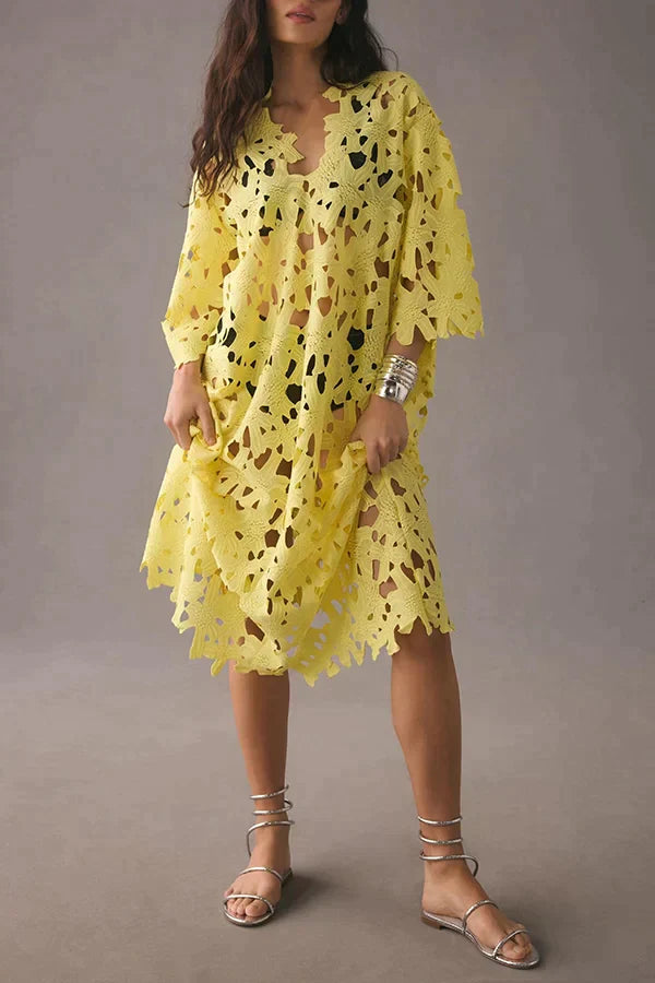 Lenie - Flowered midi dress with eyelet lace