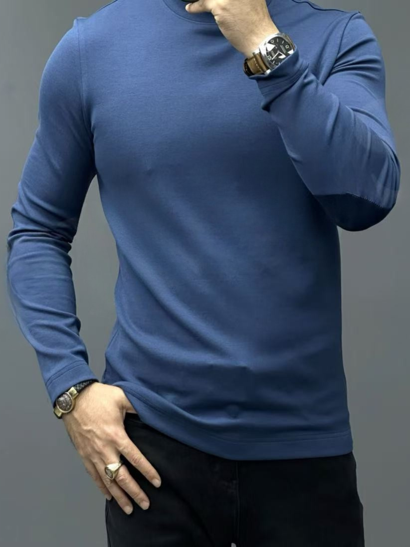 Manuel - Long Sleeve Sweater