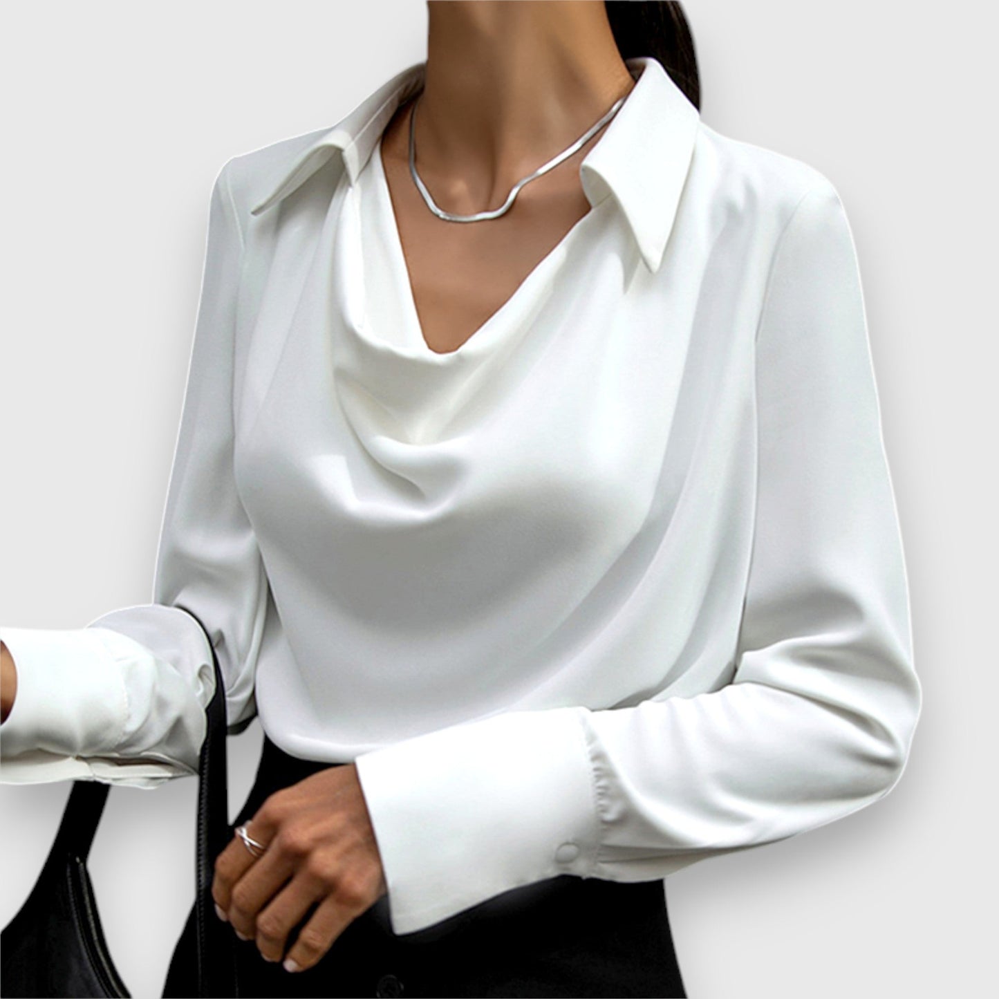 Alisa – Elegant Blouse