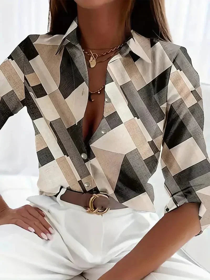 Trendy women's blouse with abstract pattern and button placket – Marlene