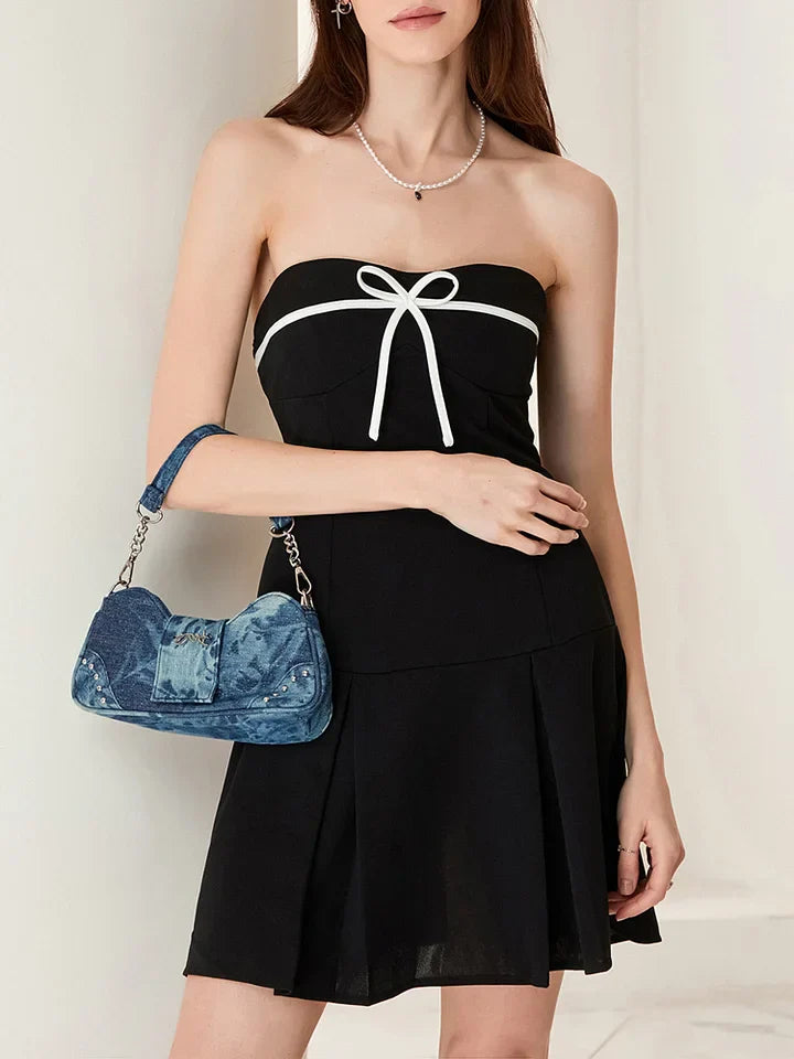 Camilla - Mini dress with bow