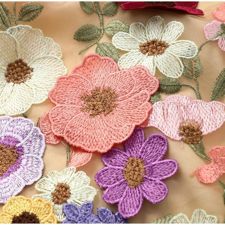 Flora - Elegant dress with floral decoration
