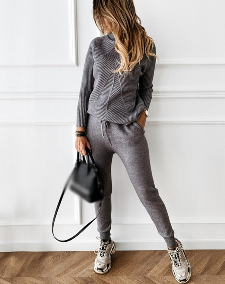 Trendy and Warm Tracksuit - Elara
