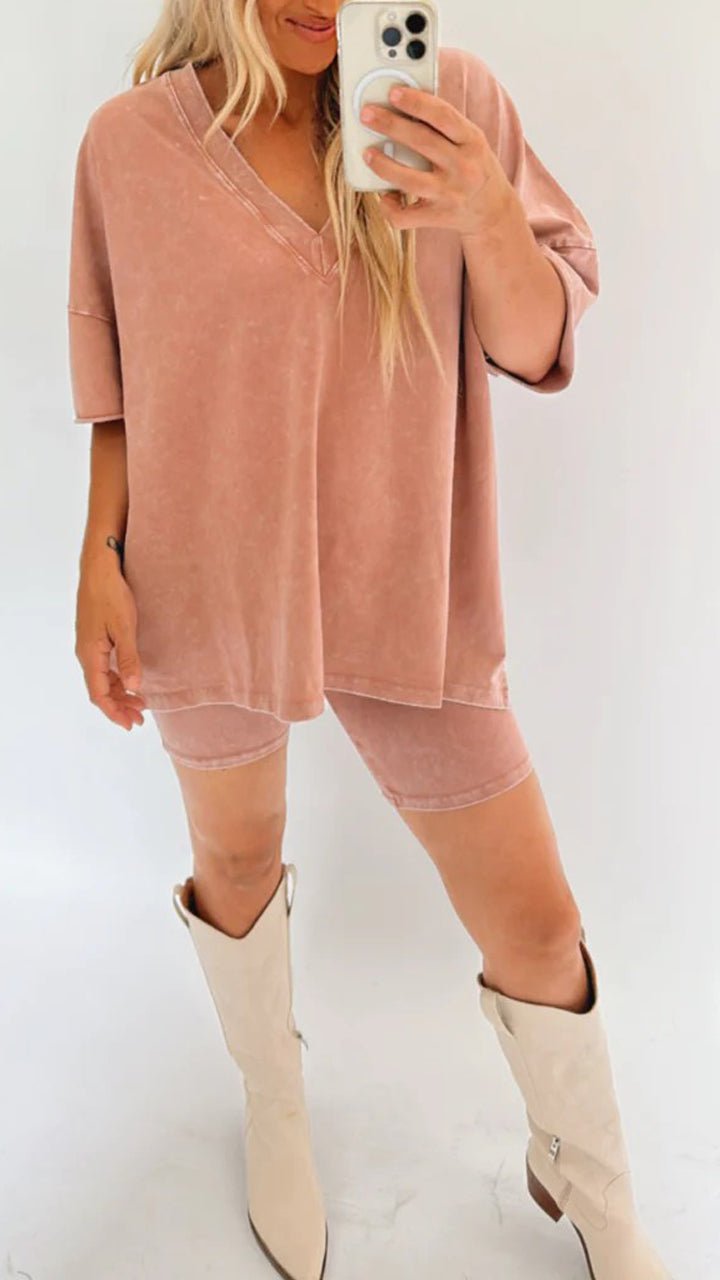 Amarra Lockeres T-Shirt and Shorts Set