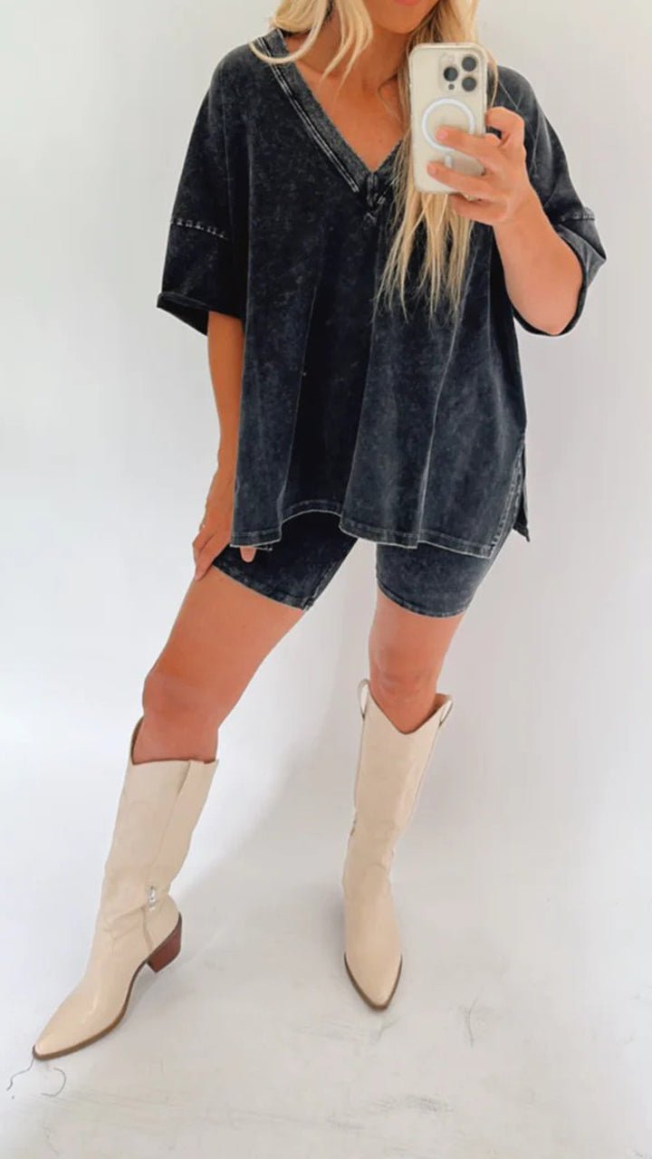 Amarra Lockeres T-Shirt and Shorts Set