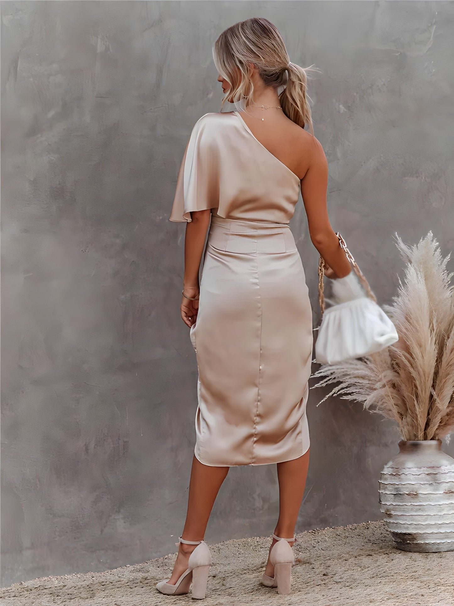 Amira Long Sleeve Party Dress