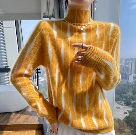 Antonia - Sweater with mid-height neckline