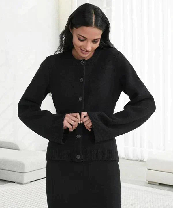 Kamari - stylish knitted soft cardigan