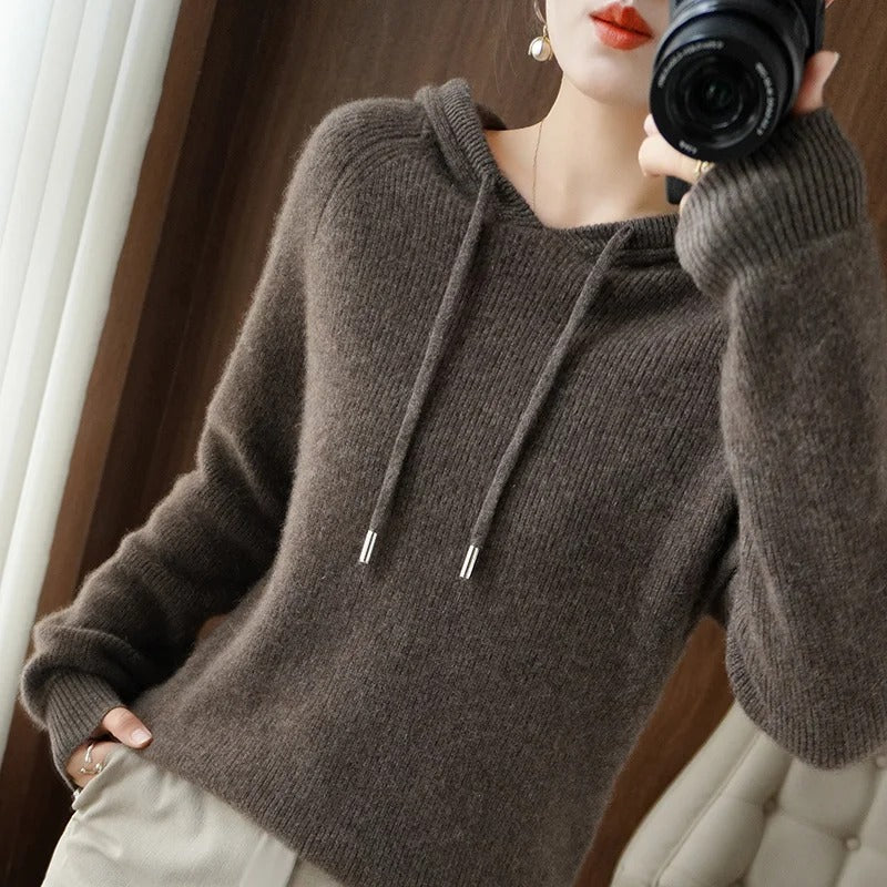 Dorothy - Knitted sweater with hood