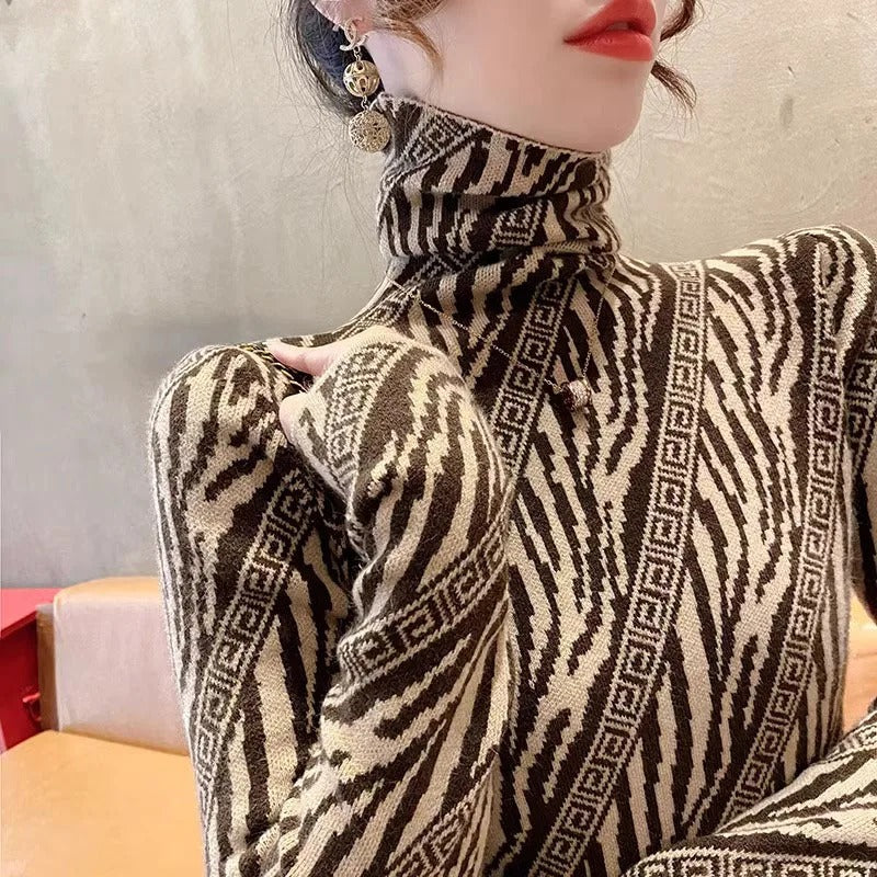 Matilda - Elegant vintage turtleneck sweater
