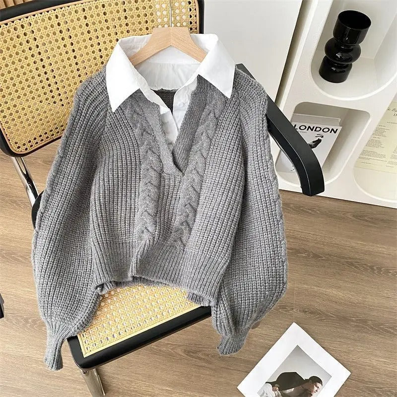 Ada - Knitted sweater in retro design