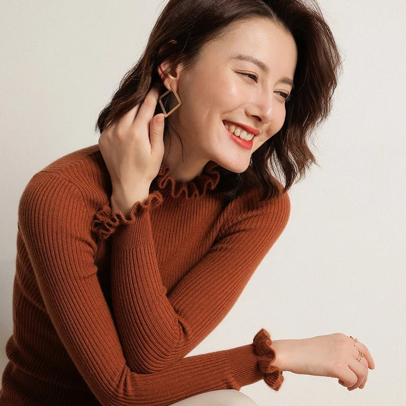 Marion - Knitted sweater with high collar