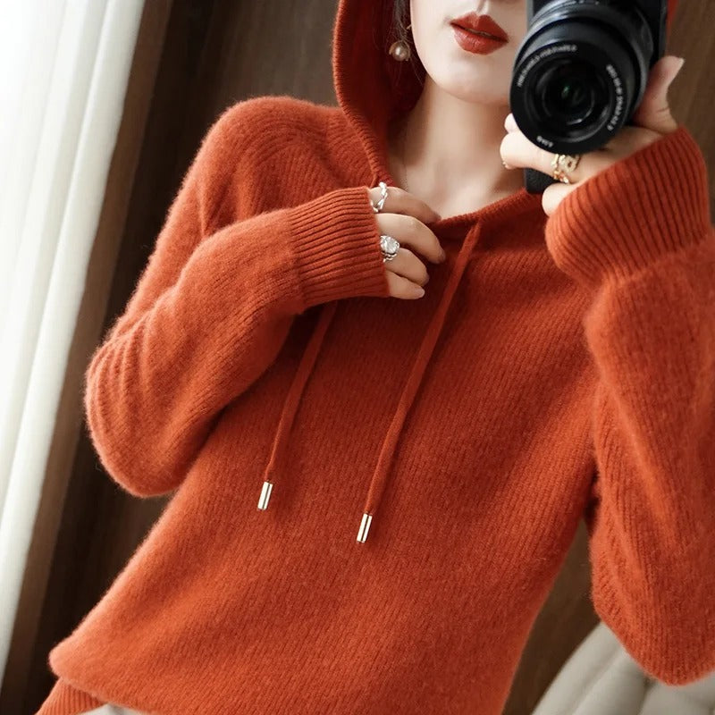 Dorothy - Knitted sweater with hood