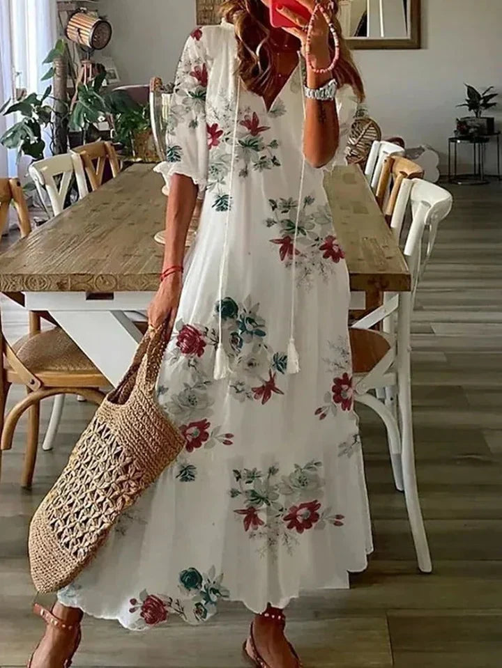 Boho Maxi Dress in White with Floral Pattern – Breezy Summer Dress with V-Neck and Tassels