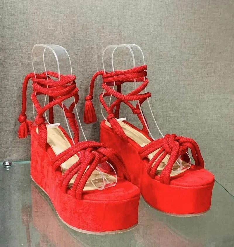 Daphne - Stylish wedge sandals