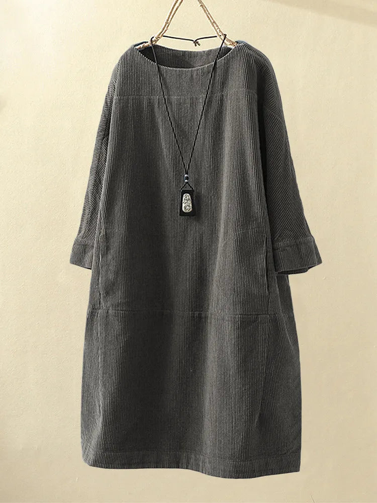 Women's Corduroy Dress with 3/4 Sleeves: Vintage Casual Oversized Dress, Autumn & Winter Long-Sleeve Dress with Round Neck