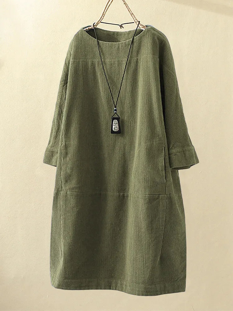 Women's Corduroy Dress with 3/4 Sleeves: Vintage Casual Oversized Dress, Autumn & Winter Long-Sleeve Dress with Round Neck