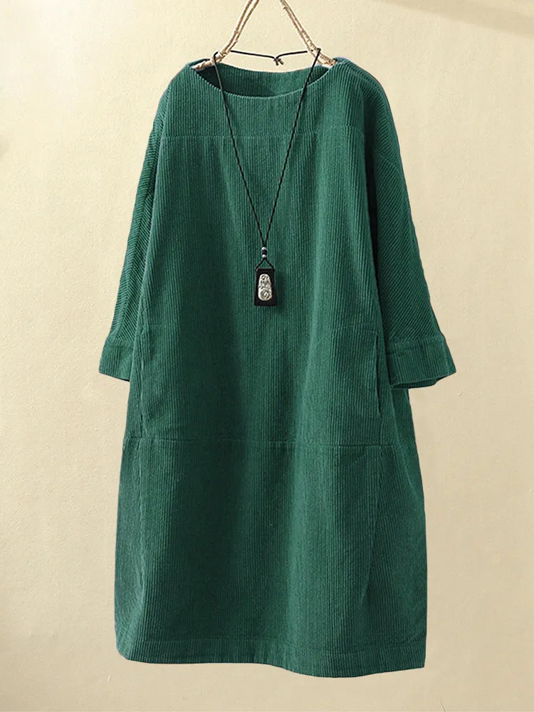Women's Corduroy Dress with 3/4 Sleeves: Vintage Casual Oversized Dress, Autumn & Winter Long-Sleeve Dress with Round Neck