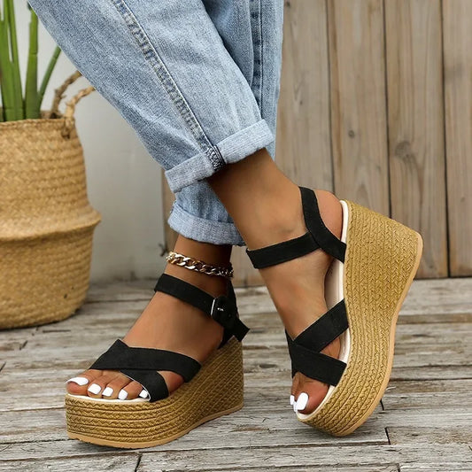 Georgia - Fashionable wedge sandals