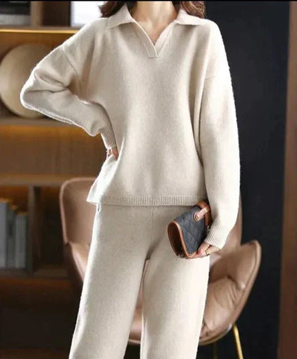 Corene - 2-piece set women's oversized tracksuit, sweater with polo collar and pants