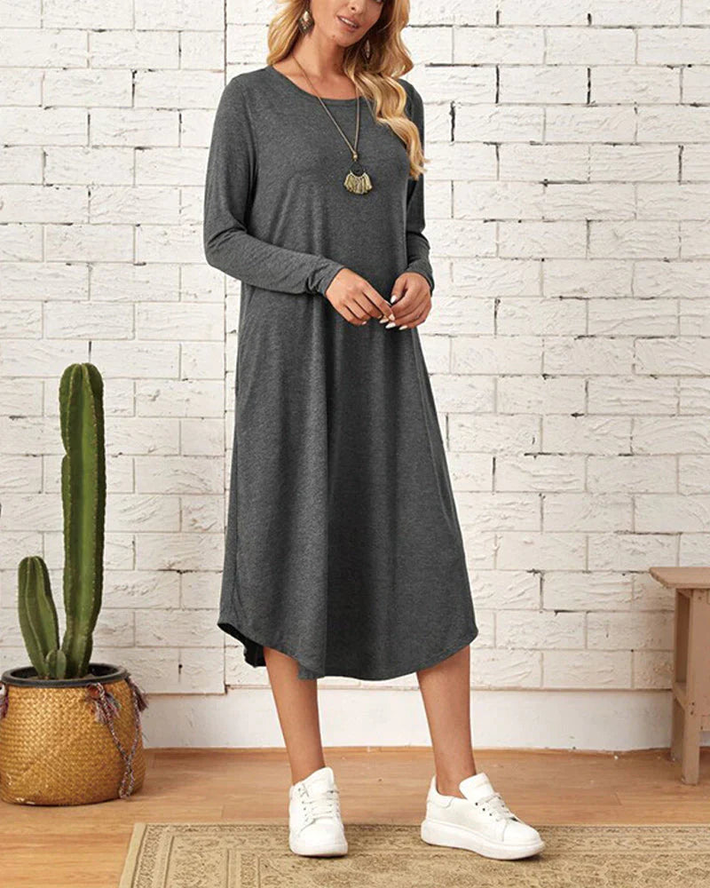 Zelda - Loose dress with long sleeves