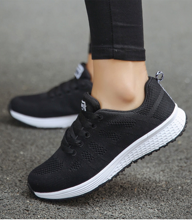 Zara - Ergonomic casual shoes for women