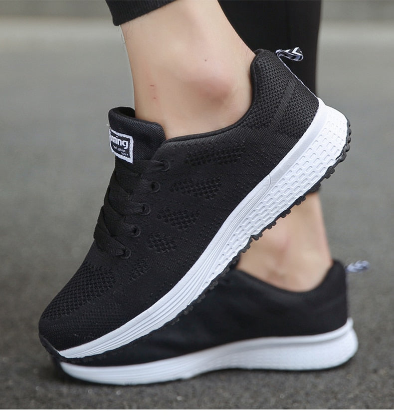 Zara - Ergonomic casual shoes for women