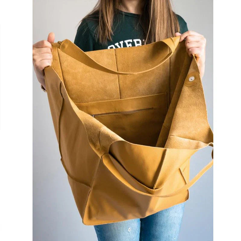 Oversized Vintage Leather Shoulder Bag for Women – Timeless Style Meets Everyday Functionality