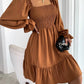 Darla - Elegant dress with square neckline