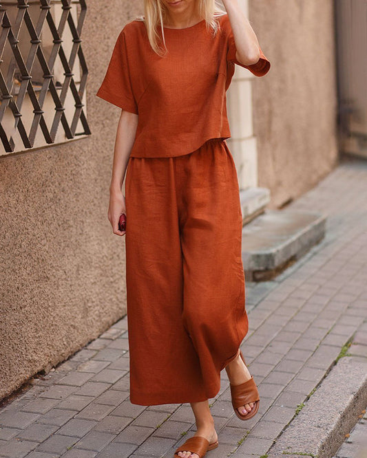 Alice - Modern Two-Piece Set with Flared Top