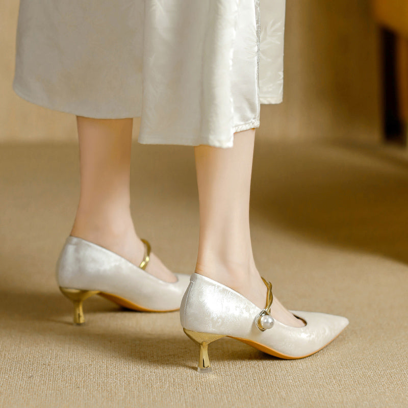 ZENDAYA | PEARL STRAP KITTEN HEELS