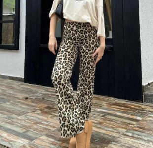 Jazzlyn - Retro Leopard Print