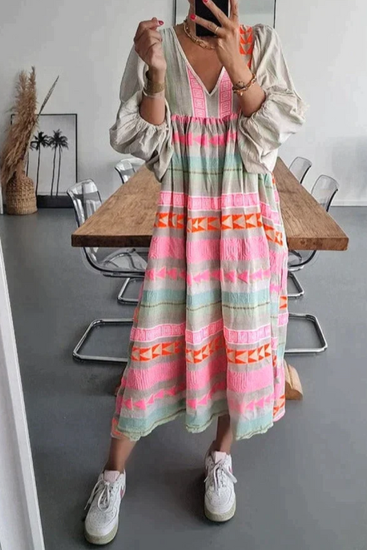 Boho Maxi Dress with Ethnic Pattern – Breezy V-Neck Dress with Wide Sleeves for Women