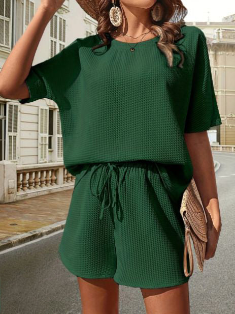 Thalia - Stylish Two-Piece Summer Set for Fashion-Conscious Women