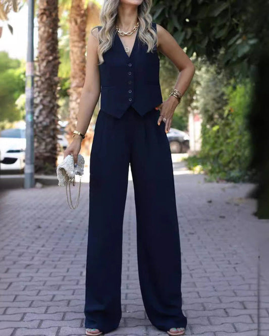 Elegant Sleeveless Blazer Set for Women