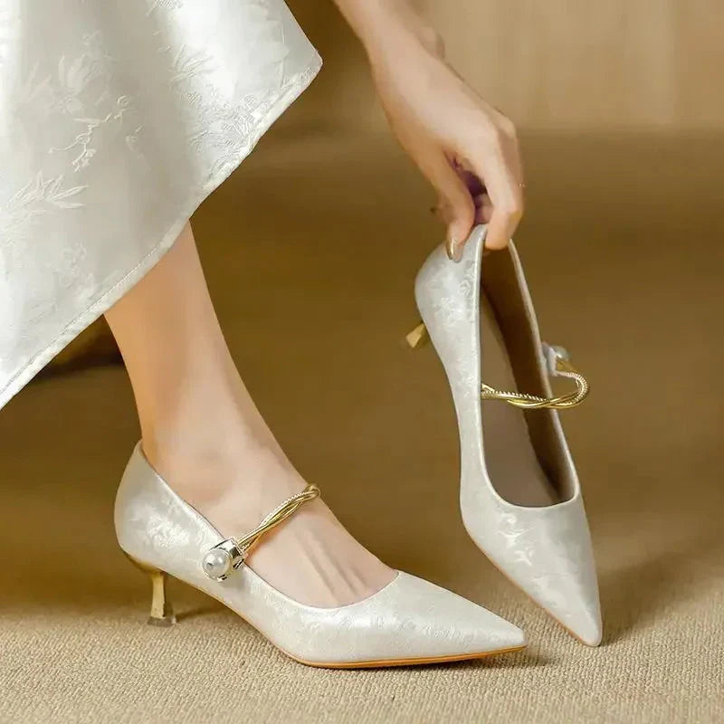 ZENDAYA | PEARL STRAP KITTEN HEELS