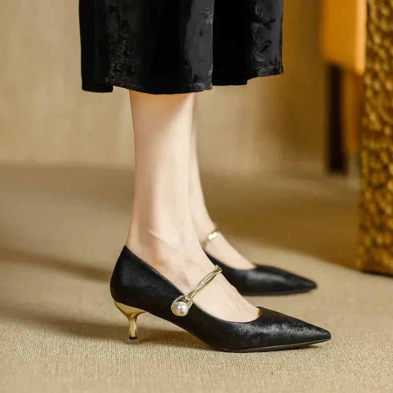 ZENDAYA | PEARL STRAP KITTEN HEELS