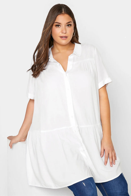 Elegant Long Spucke Shirt in Oversize for Spring 2025