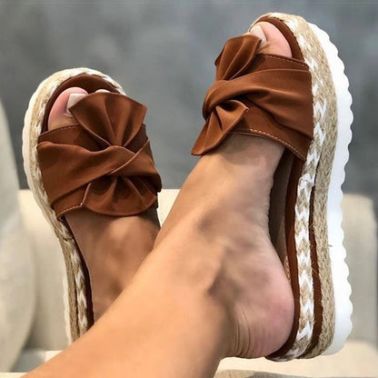 Clossi - Sandals with bow