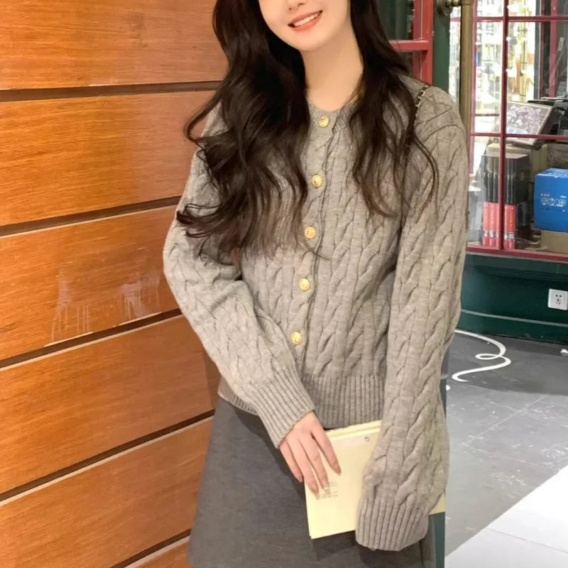 SLOANE | CABLE-KNIT CREW CARDIGAN