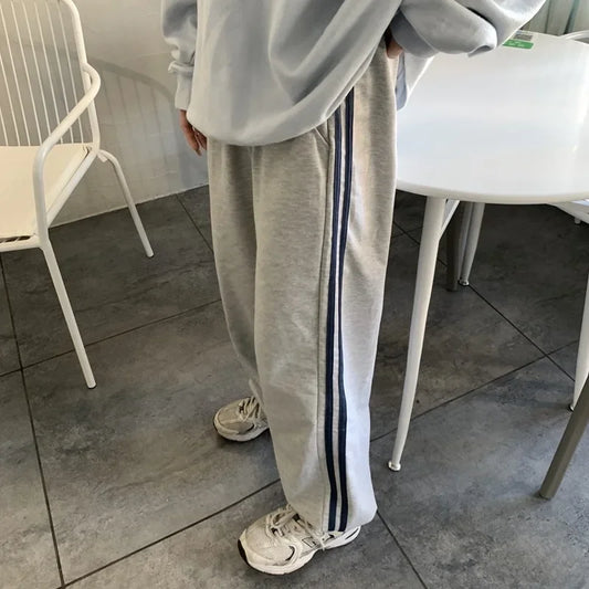 Coretta - Women's sweatpants