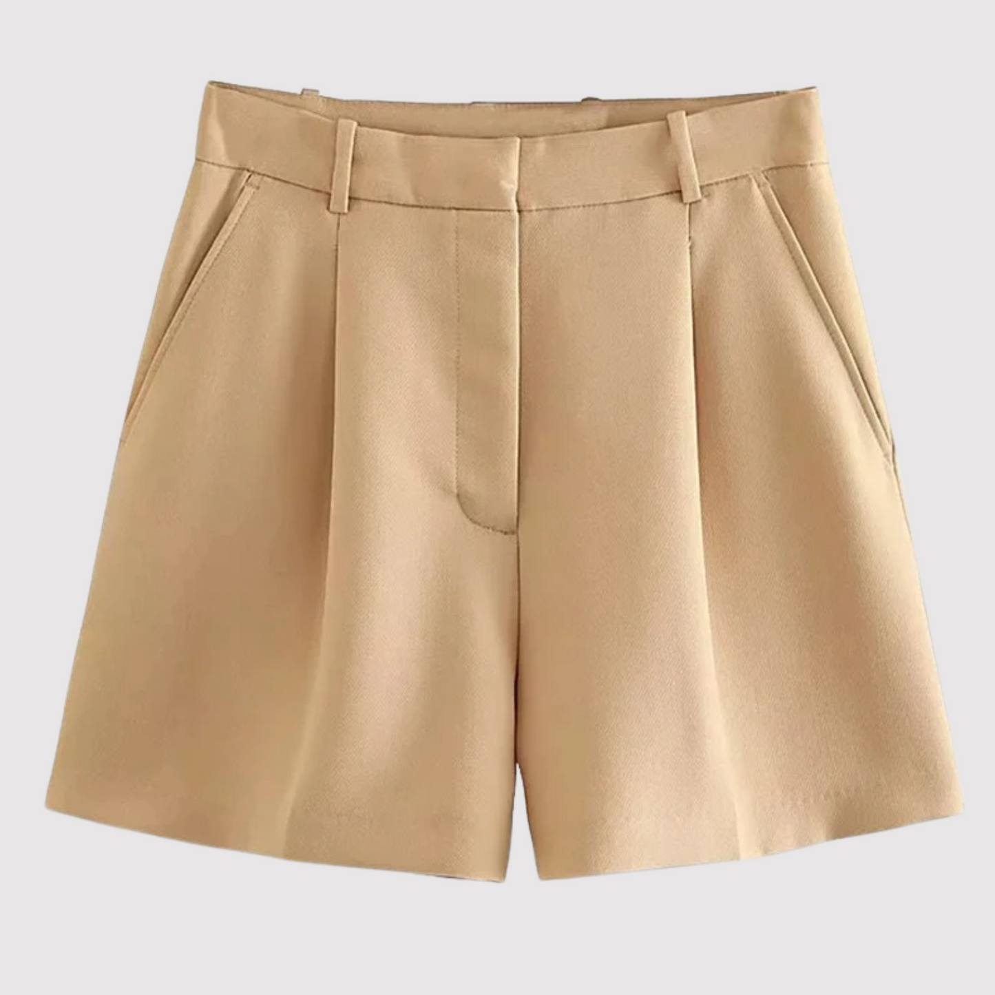 Dorothy - Fashionable high waisted shorts