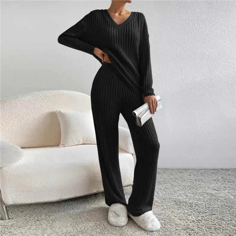 Yara 2-Piece Lounge Set | Comfort and Style in the Outfit Set