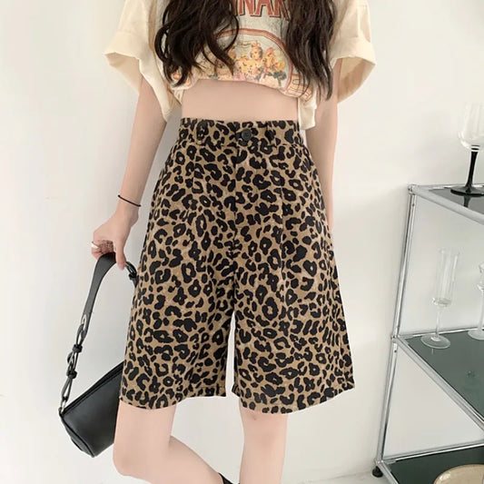 Phaidra - Women's High Waisted Geometric Leopard Print Shorts with Button-Zip Closure