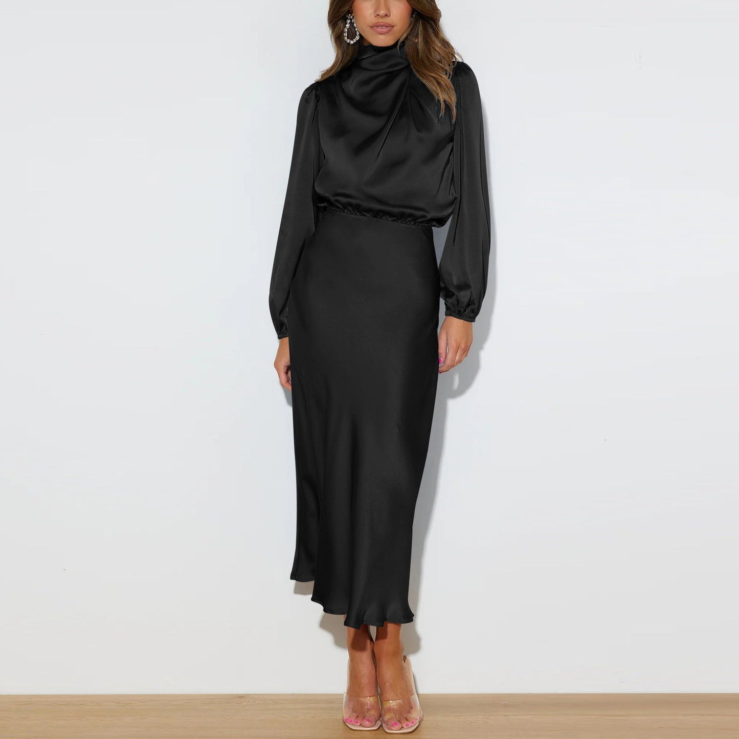 Audra - Elegant dress with long sleeves
