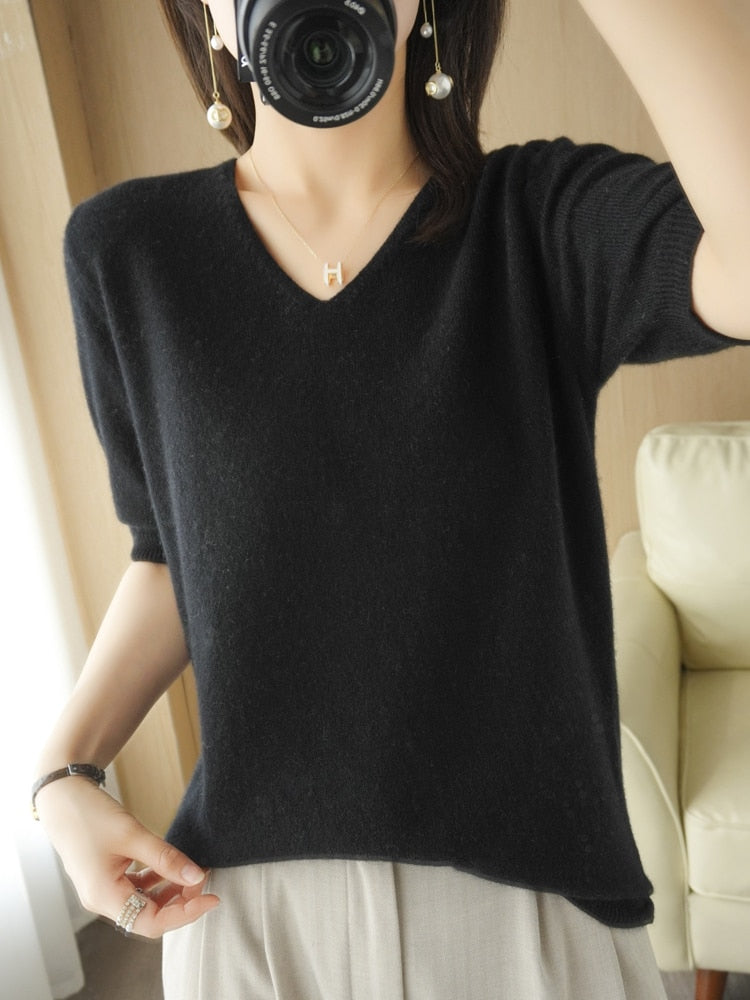 IsabelsShirt V-Neck Pullover